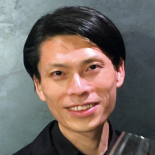 	小野塚 悠也