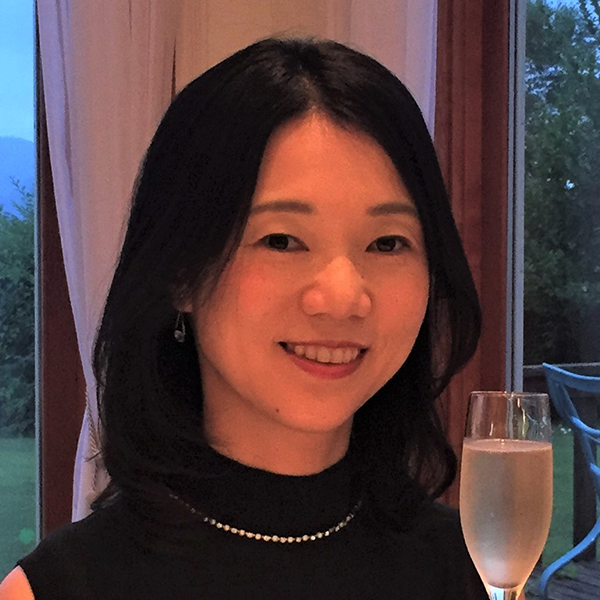 大橋 由佳子